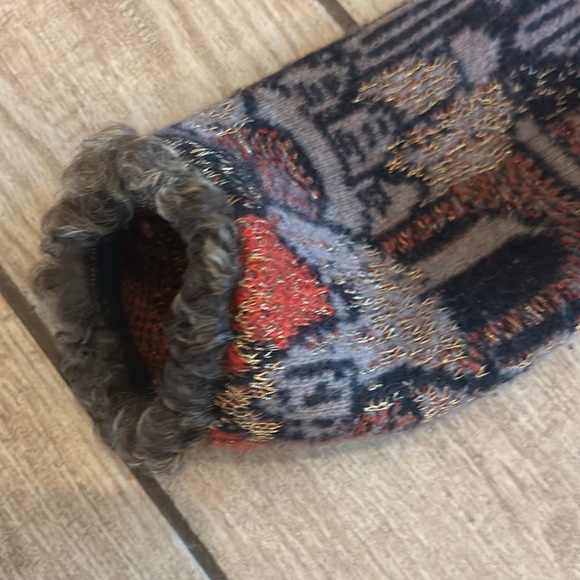 CHANEL Runway Skyline Cashmere Mini Dress - Picture 5 of 15